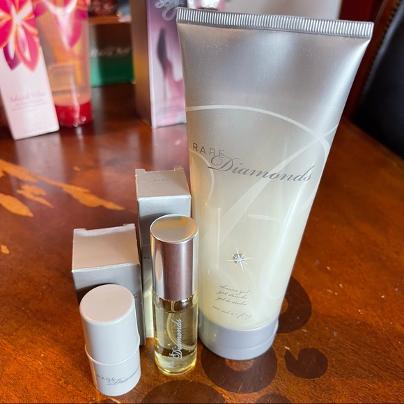 Avon Rare Diamonds For Women - Picture 1 of 2